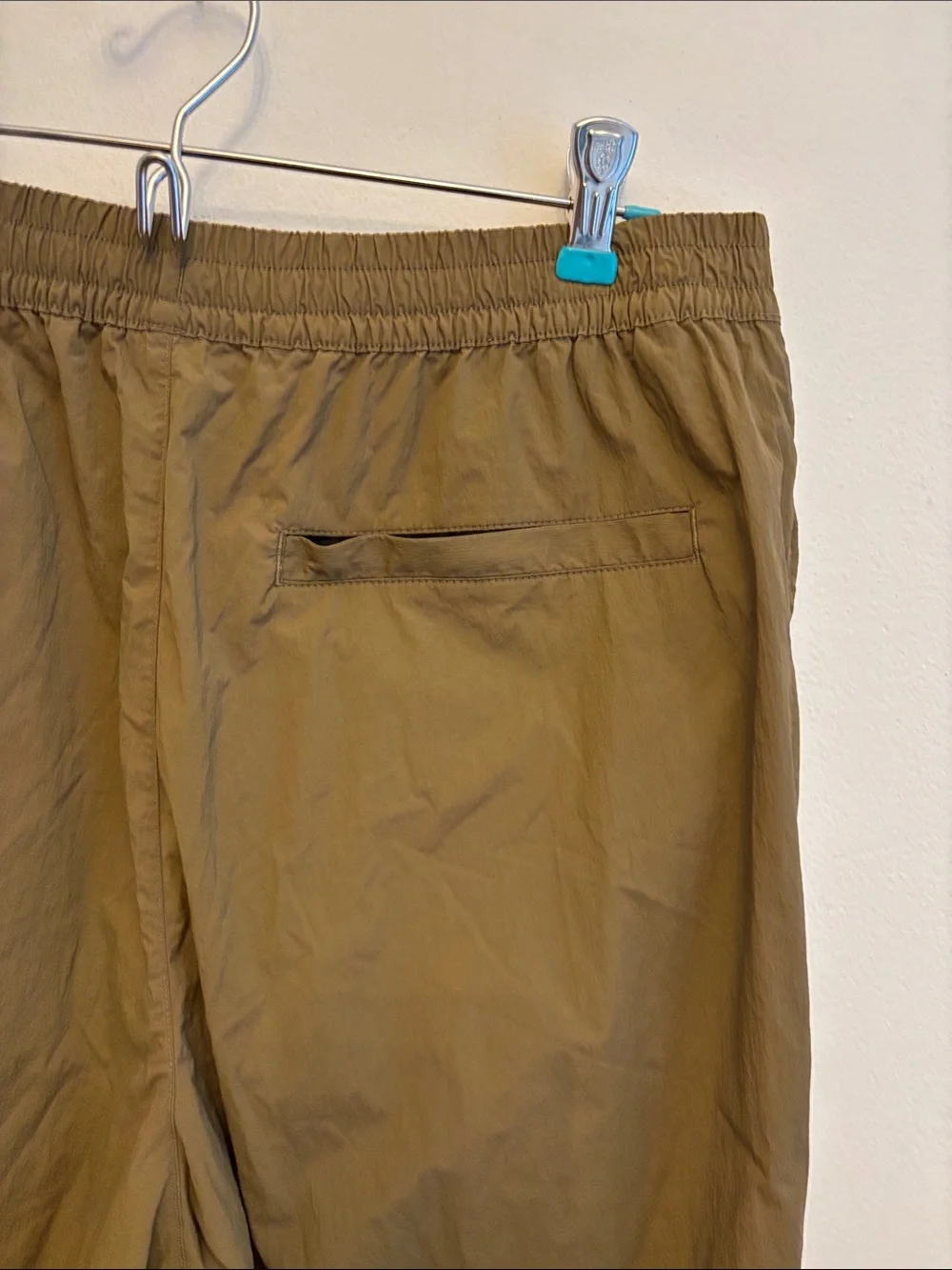 Ten Thousand Nylon Performance Jogger Pants Size M Brown – NEW